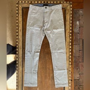 Like New! Banana Republic Fulton Skinny Chino 32x34